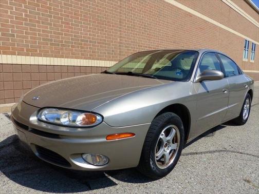 2002 Oldsmobile Aurora 3.5 4dr Sedan