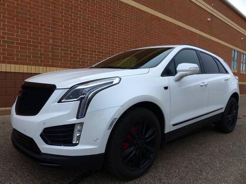 2023 Cadillac XT5 Sport