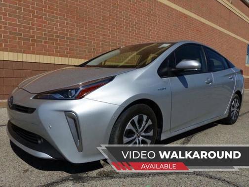 2022 Toyota Prius XLE