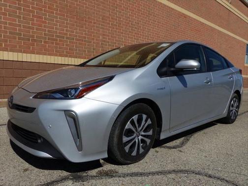 2022 Toyota Prius XLE