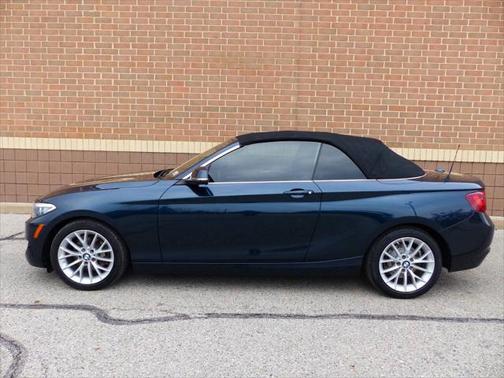 2016 BMW 228 228i xDrive AWD 2dr Convertible SULEV