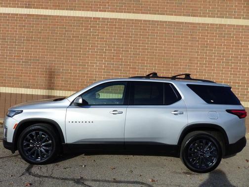 2022 Chevrolet Traverse RS