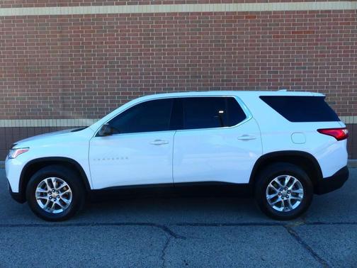 2021 Chevrolet Traverse LS
