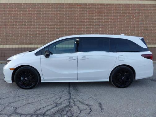 2025 Honda Odyssey Sport L 4dr Mini Van