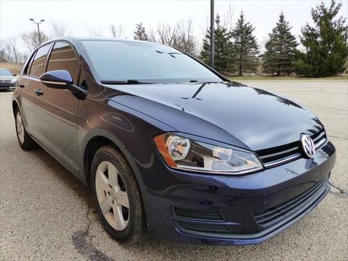 2017 Volkswagen Golf TSI S 4-Door