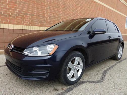2017 Volkswagen Golf TSI S 4-Door