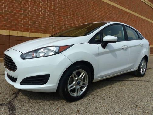 2018 Ford Fiesta SE 4dr Sedan