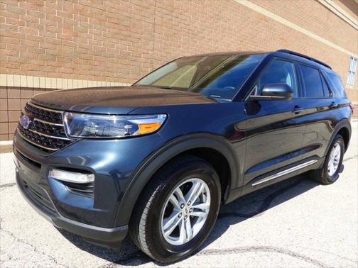 2023 Ford Explorer XLT AWD 4dr SUV