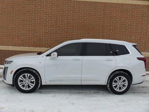 2024 Cadillac XT6 Luxury FWD