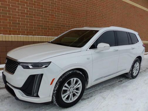 2024 Cadillac XT6 Luxury FWD