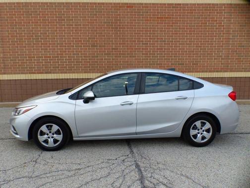 2016 Chevrolet Cruze LS Auto