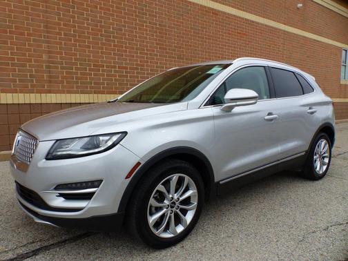 Ingot Silver Metallic 2019 Lincoln MKC Select