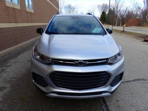 White 2021 Chevrolet Trax LT