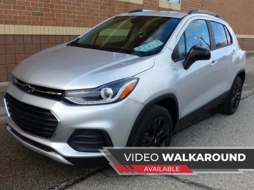 White 2021 Chevrolet Trax LT