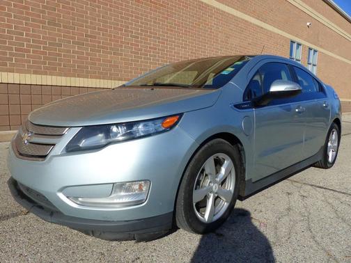 2012 Chevrolet Volt Base