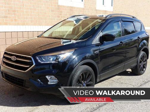 Black 2017 Ford Escape SE