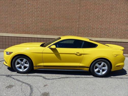 2017 Ford Mustang V6