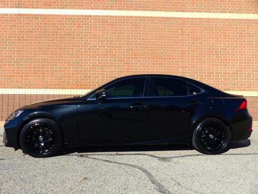 2018 Lexus IS 300 Base