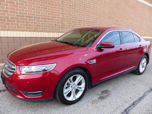 2017 Ford Taurus SEL 4dr Sedan