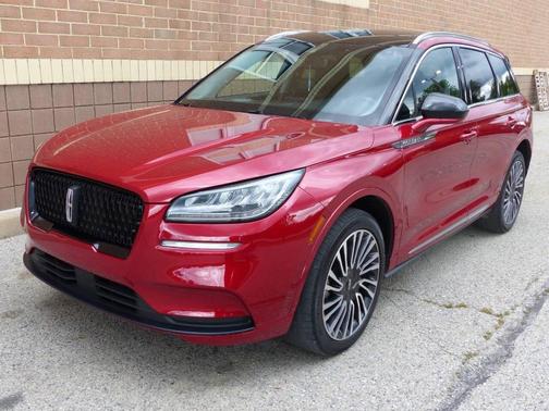 White 2021 Lincoln Corsair Standard AWD 4dr SUV