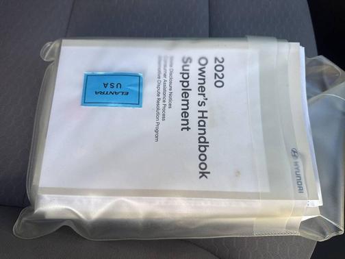 2020 Hyundai ELANTRA SE