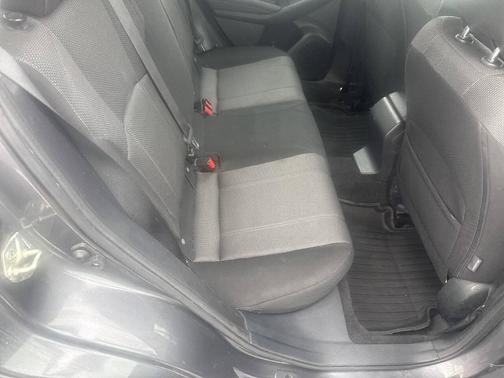 2019 Subaru Impreza 2.0i