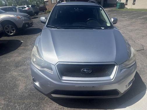 Ice Silver Metallic 2014 Subaru XV Crosstrek 2.0i Premium