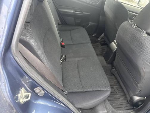 2013 Subaru Impreza 2.0i