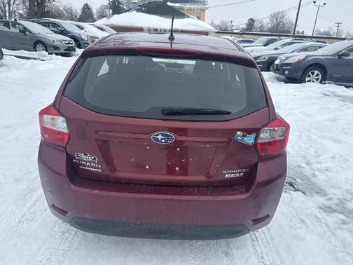 2016 Subaru Impreza 2.0i