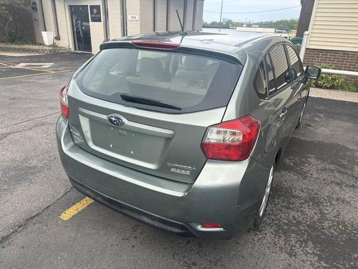 Jasmine Green Metallic 2014 Subaru Impreza 2.0i