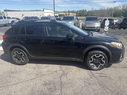Crystal Black Silica 2016 Subaru Crosstrek 2.0i Premium