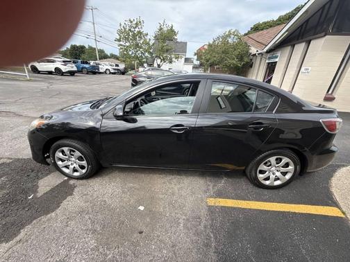 2013 Mazda Mazda3 i SV