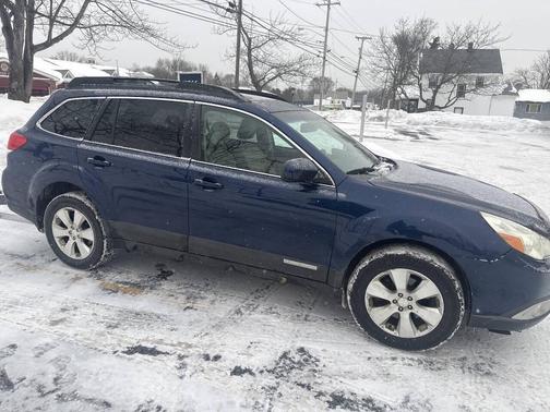 2011 Subaru Outback 3.6 R Premium