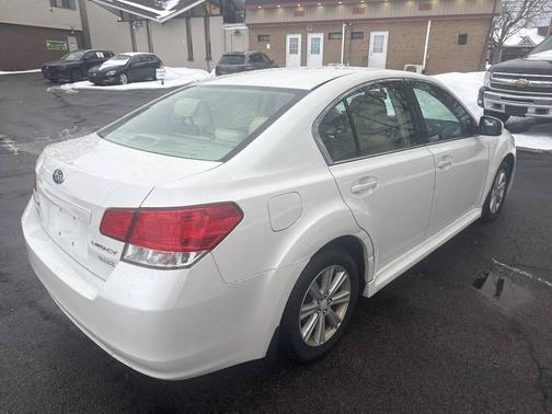 2011 Subaru Legacy Premium