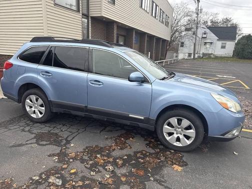 2012 Subaru Outback 2.5i Premium
