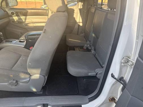 2013 Toyota Tacoma Base