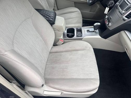 2014 Subaru Legacy Premium