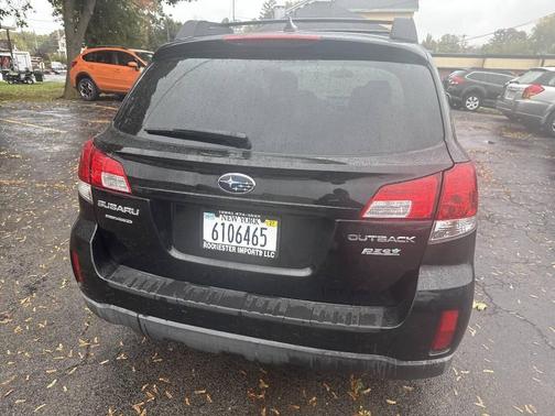 2014 Subaru Outback 2.5i Premium
