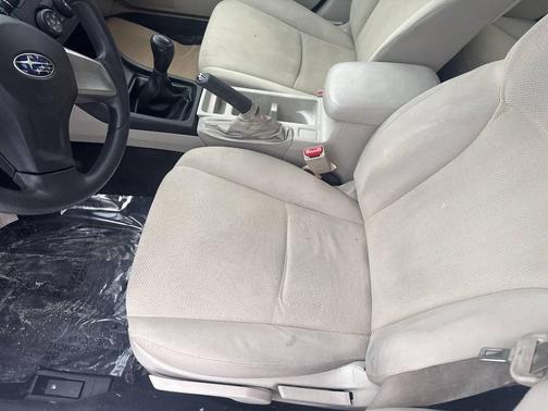 2014 Subaru Impreza 2.0i