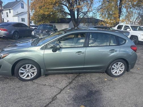 2016 Subaru Impreza 2.0i Premium