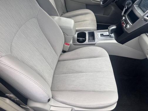 2014 Subaru Outback 2.5i
