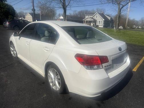 Satin White Pearl 2013 Subaru Legacy Premium