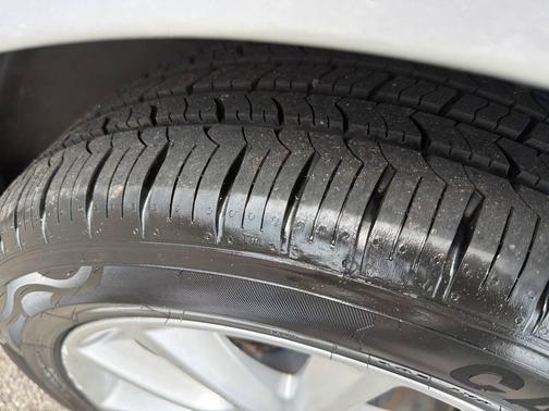 Ice Silver Metallic 2013 Subaru Impreza 2.0i Premium