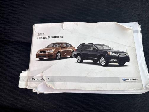 2012 Subaru Outback 2.5i Premium