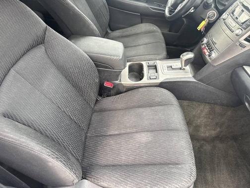 2012 Subaru Outback 2.5i Premium