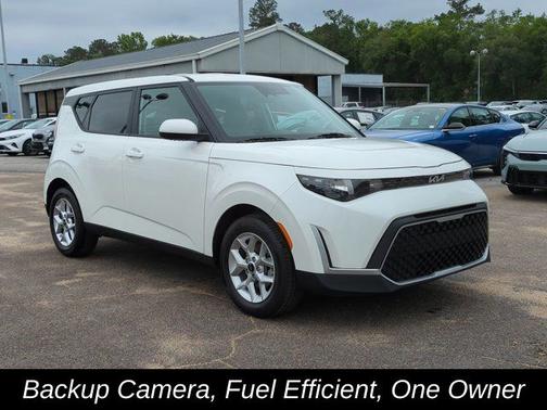 Snow White Pearl 2025 Kia Soul LX