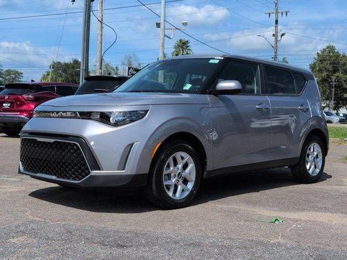 Steel Gray 2025 Kia Soul LX