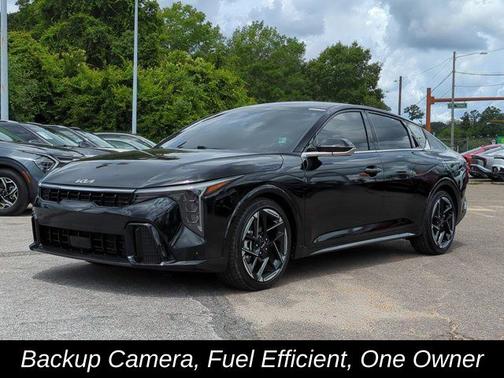 Aurora Black 2025 Kia K4 GT-Line