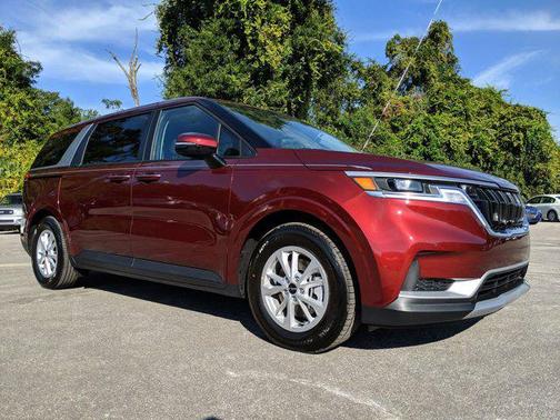 2022 Kia Carnival LXS