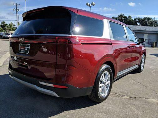 2022 Kia Carnival LXS